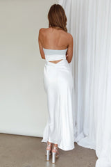 L'Amore Cut-Out Bodice Midi Dress Silver/White